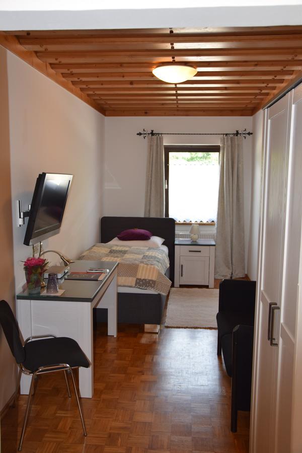 Landgasthof Steinmuehl Hofbauer Fruehstueckspension Und Campingplatz Waidhofen an der Ybbs Extérieur photo